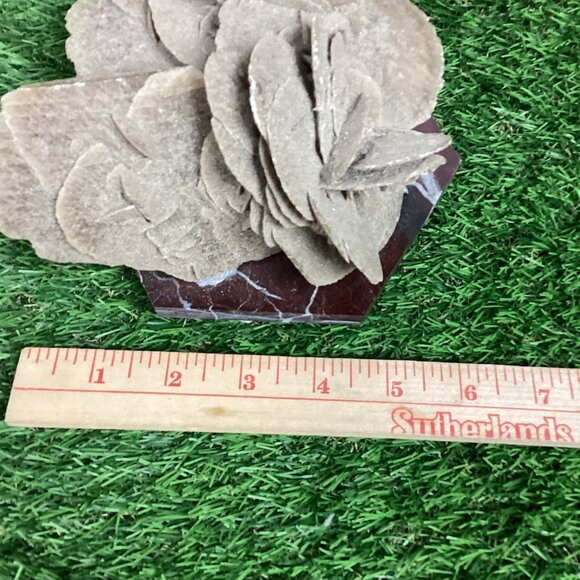 Desert Rose Selenite Crystal Formation on Marble base - Picture 7 of 10
